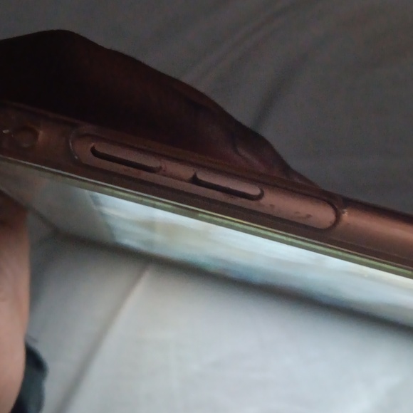 Ipad Gen 6 - Picture 4 of 4